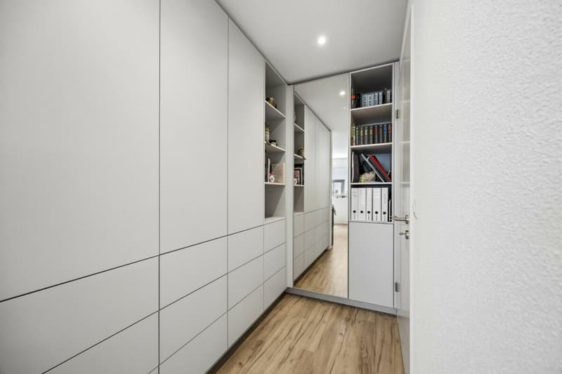 Begehbarer Kleiderschrank