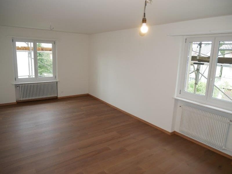 Neu renovierte 2-Z-Wohnung in Glattbrugg (2)