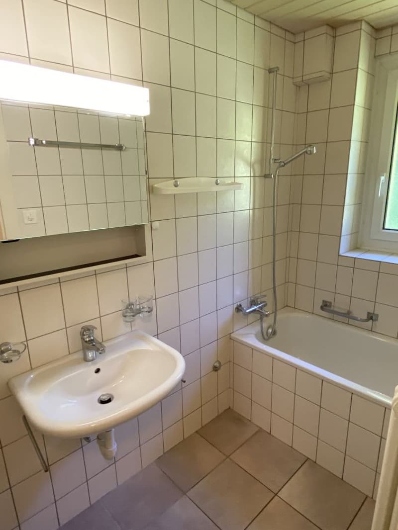 Spacieux appartement de 4 pièces avec vue au Locle (7)