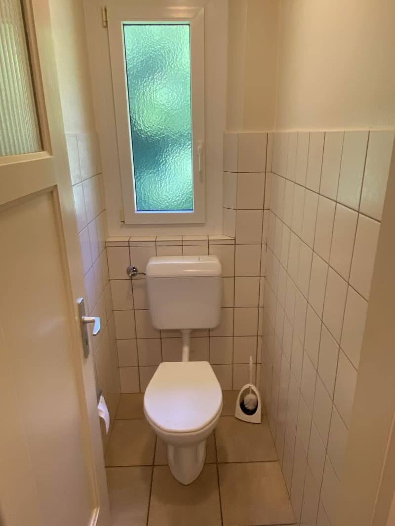 Spacieux appartement de 4 pièces avec vue au Locle (6)