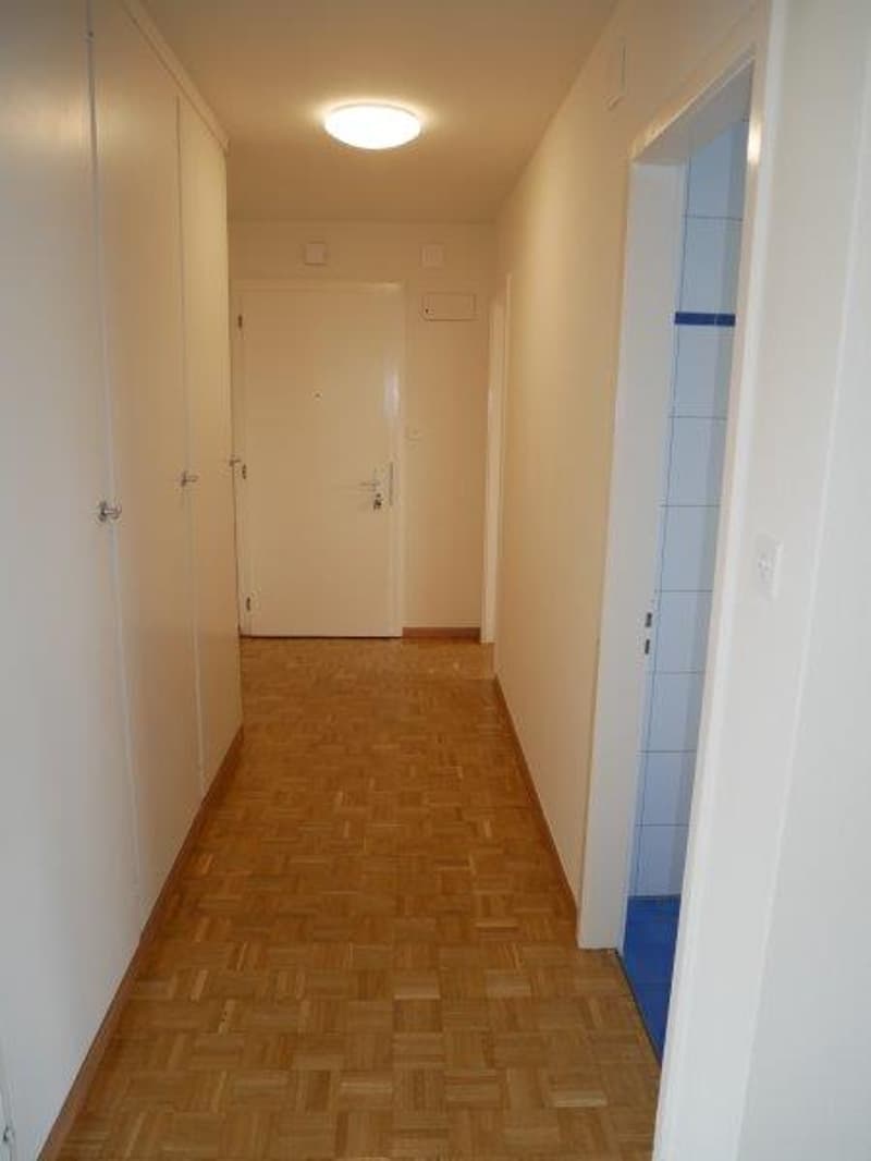 Helle 3.5-Zimmer-Wohnung mit Balkon und Parkplatz in Grenchen (6)