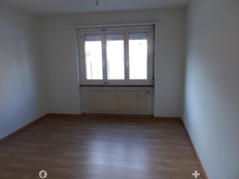 Gemütliche 2-Zimmer-Erdgeschosswohnung mit Balkon in Biel/Bienne (5)