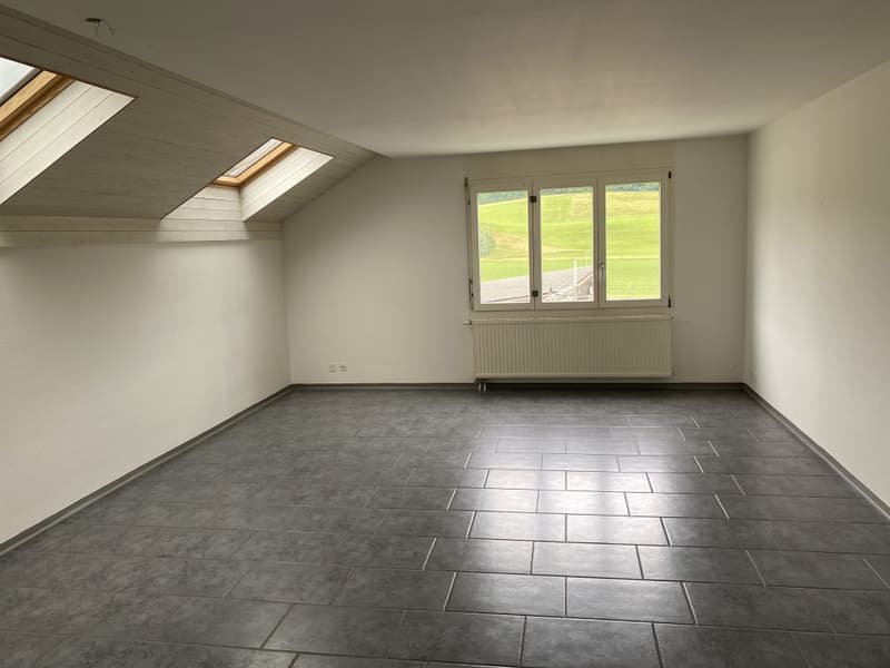 Appartement lumineux de 3,5 pièces avec balcon et vue à Courrendlin (1)