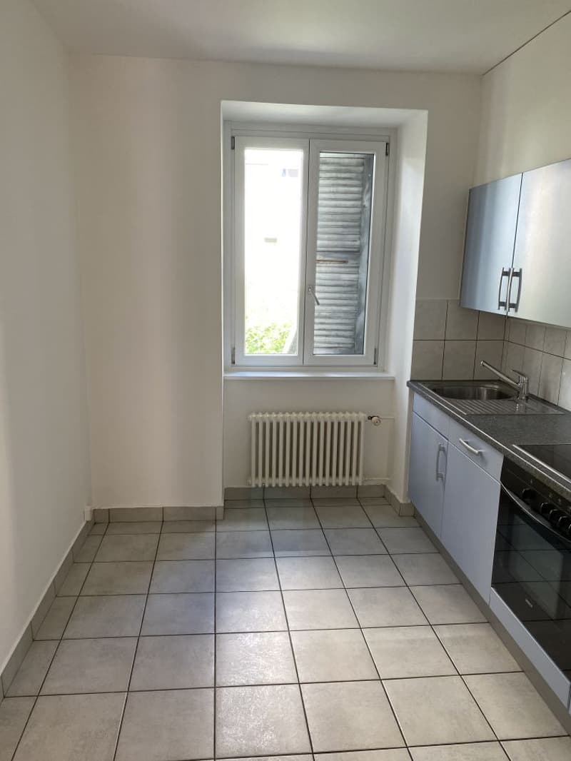Magnifique chambre meublée à louer! Un mois de loyer offert! (2)