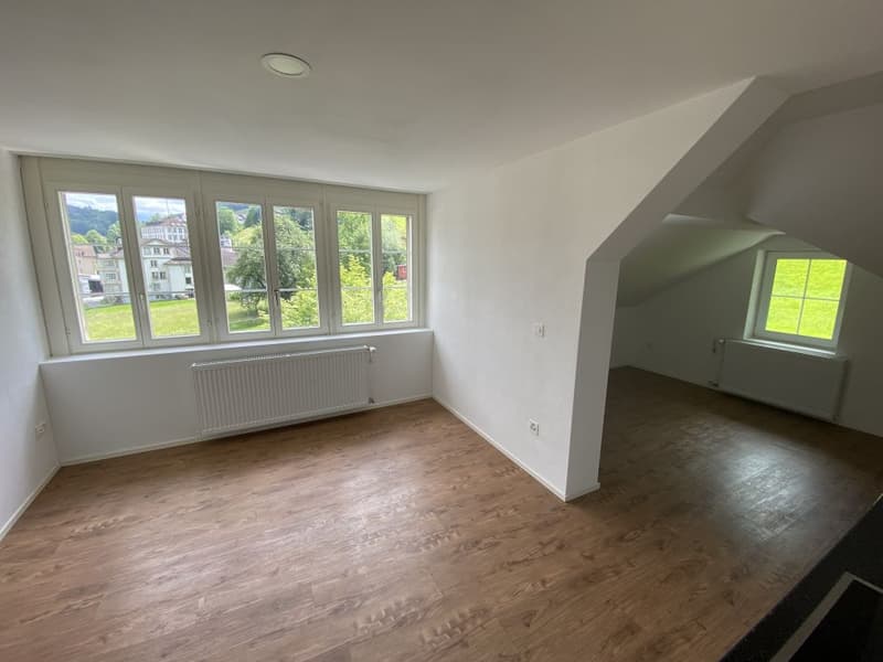 Moderne 2.5-Zimmer-Wohnung mit schöner Aussicht in Herisau (4)