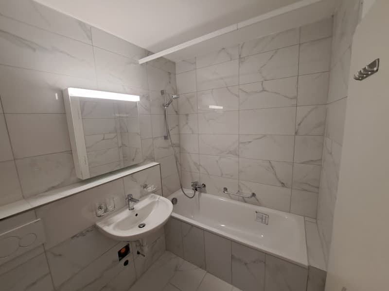 Charmant appartement 1.5 pièces avec balcon au Locle (4)