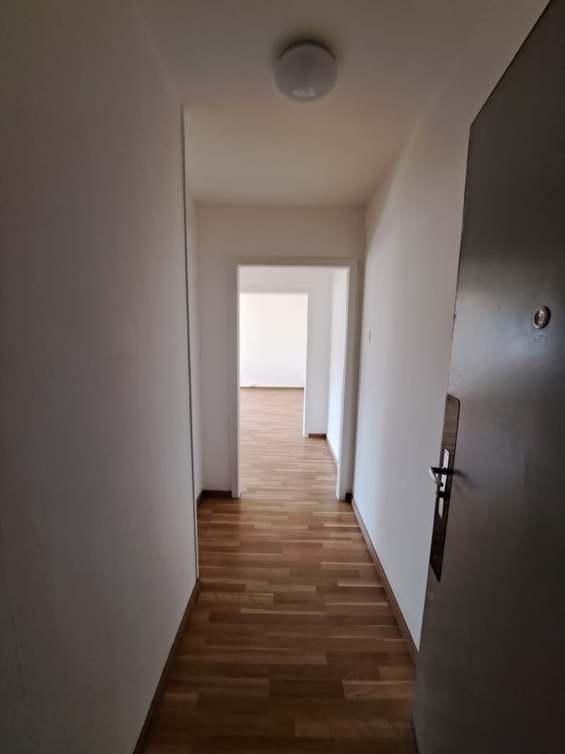 Charmant appartement 1.5 pièces avec balcon au Locle (6)