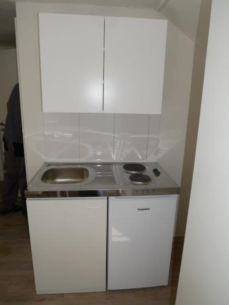 Möbliertes Studio zu sehr günstigem Preis (5)