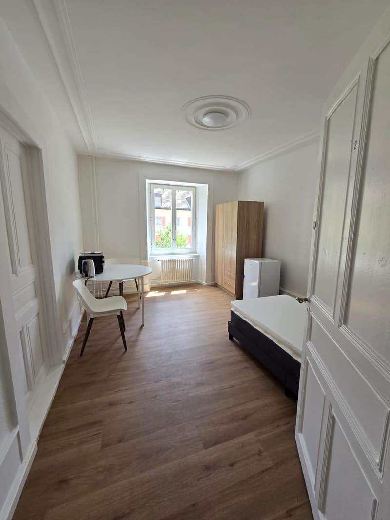 Chambre meublée calme et lumineuse à La Chaux-de-Fonds (7)