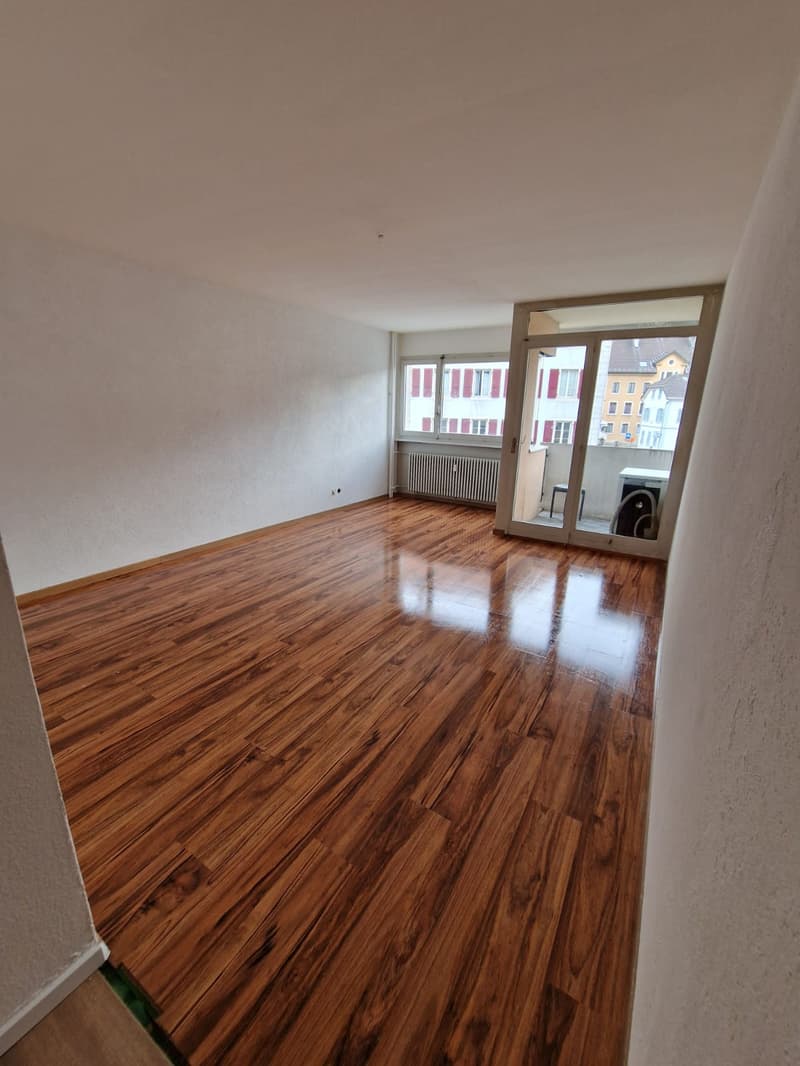 Charmant appartement de 5 pièces à louer! (3)