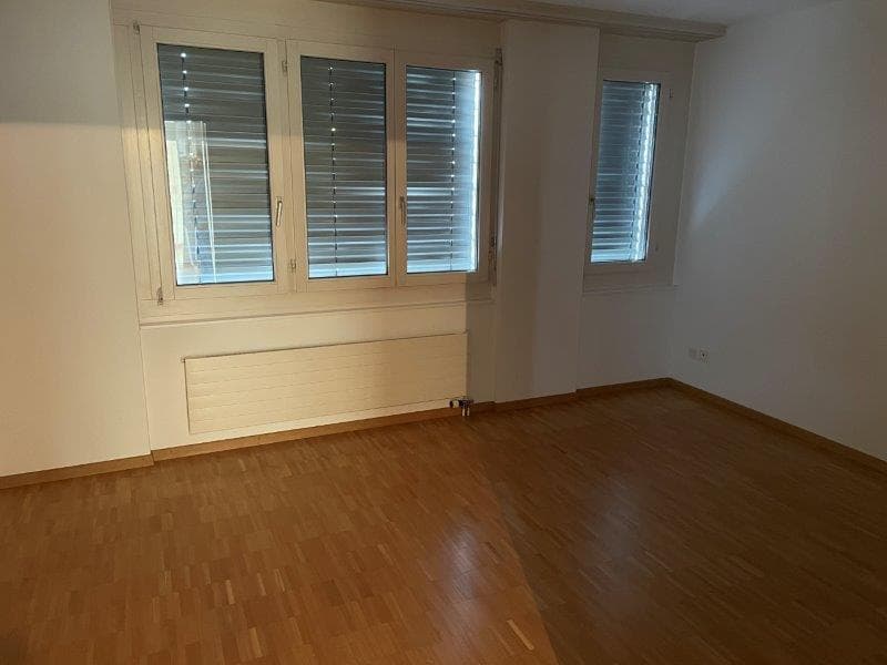 Wunderschöne und weiträumige 3.5-Zimmer Wohnung zu vermieten (6)