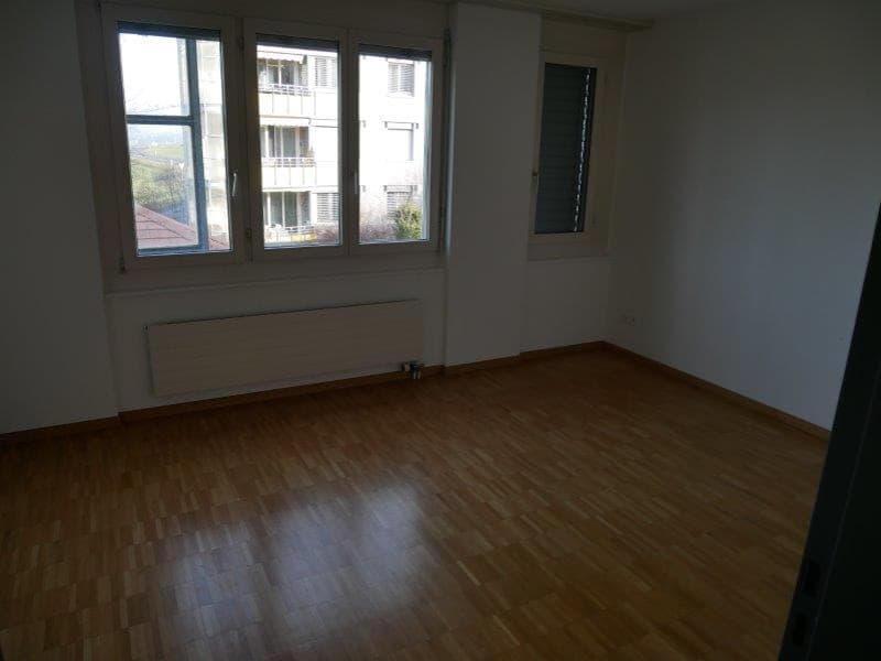 Wunderschöne und weiträumige 3.5-Zimmer Wohnung zu vermieten (4)