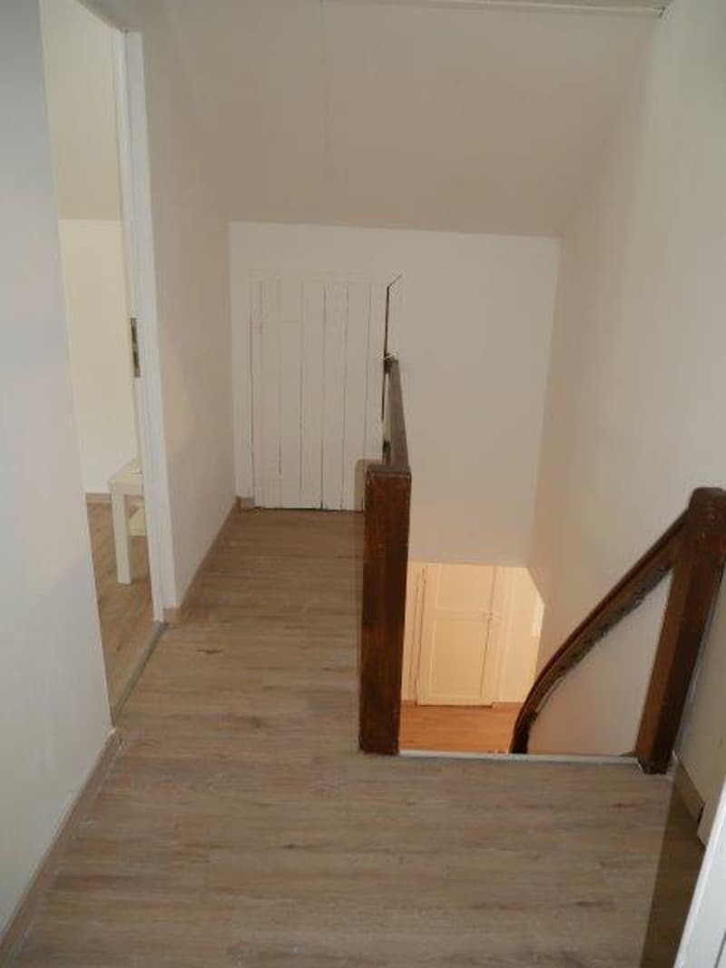 Möbliertes Studio zu sehr günstigem Preis (8)