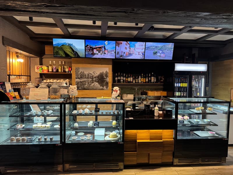 Local commercial idéal pour café/restaurant à Sierre (2)