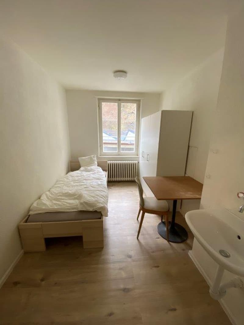 Renovierte und möblierte WG zu sehr günstigem Preis (2)