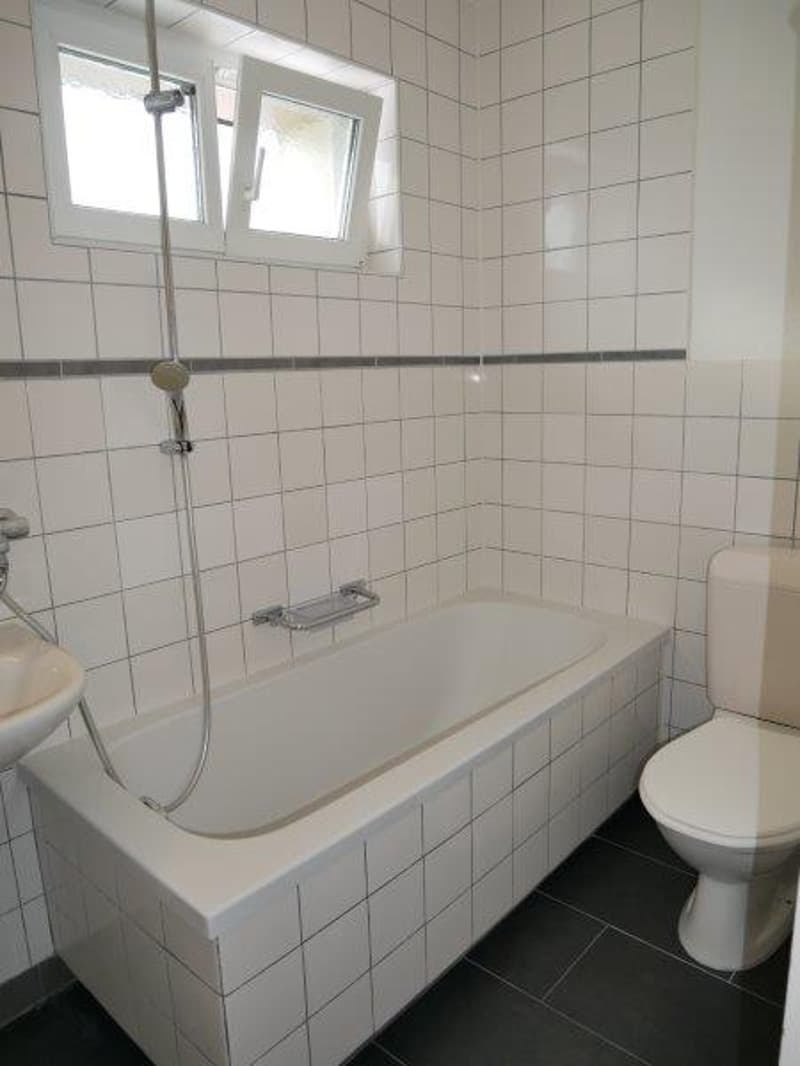Helle 4-Zimmer-Wohnung mit Balkon in Dulliken – ab Oktober 2026 verfügbar (12)