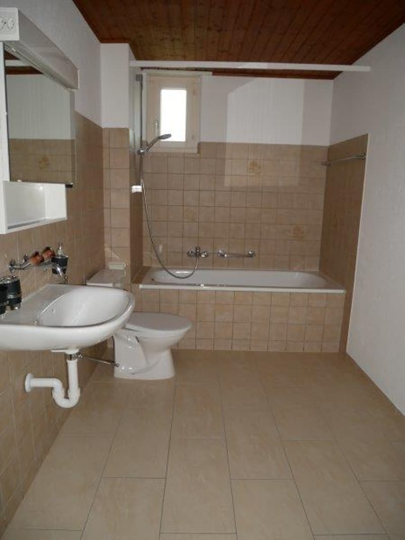 Appartement de 3,5 pièces au cœur de Moutier – disponible immédiatement (9)
