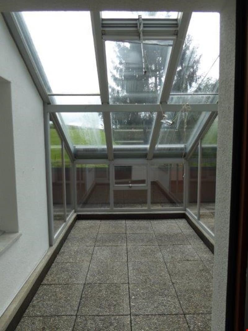 Geräumige 6-Zimmer-Wohnung mit Balkon und schöner Aussicht in Kerzers (13)