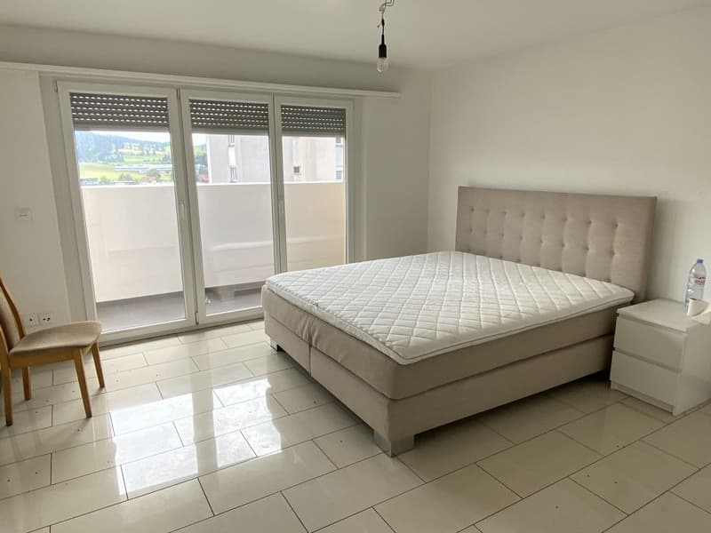 Appartement moderne de 4.5 pièces avec balcon et vue panoramique – La Chaux-de-Fonds (6)