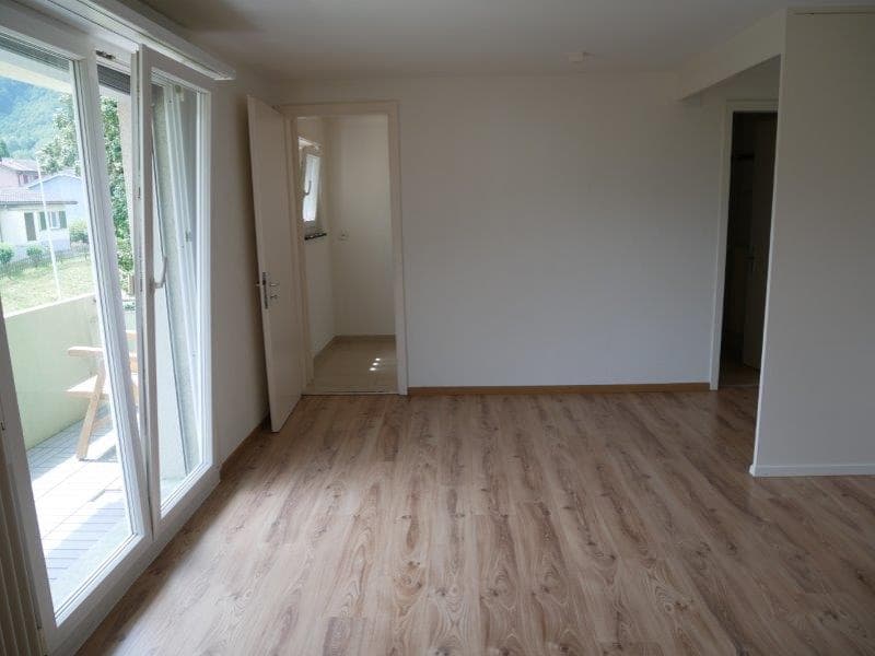 Helle 2-Zimmer-Wohnung mit Balkon und Bergblick in Bilten (9)