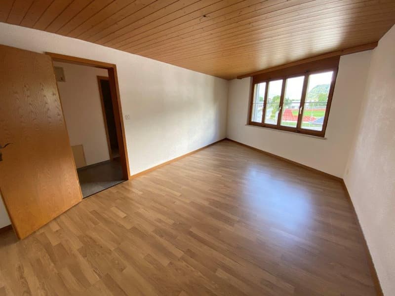 Weiträumige und angenehme 2.5-Zimmerwohnung zu vermieten (8)