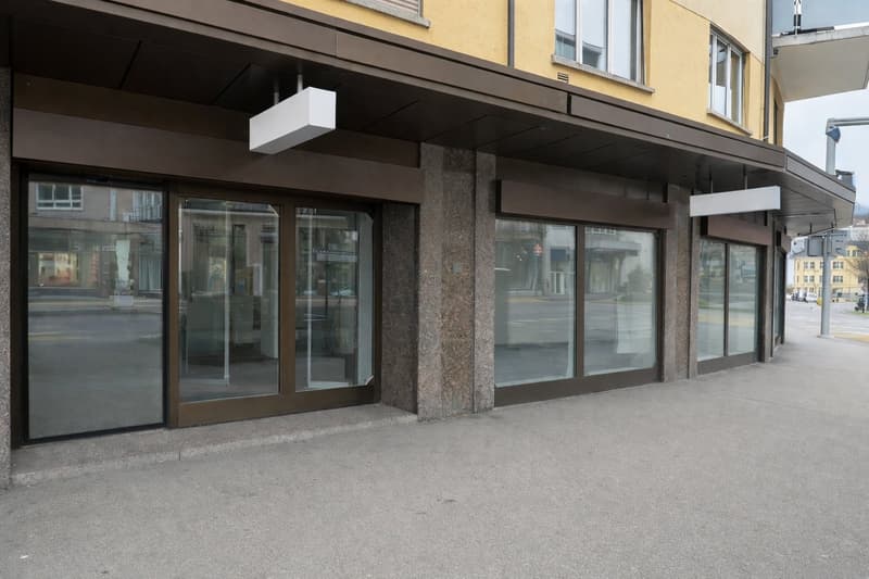 Visible Büro-/ Gewerberäume an zentraler Lage in Oerlikon - mit Parkplätzen (3)