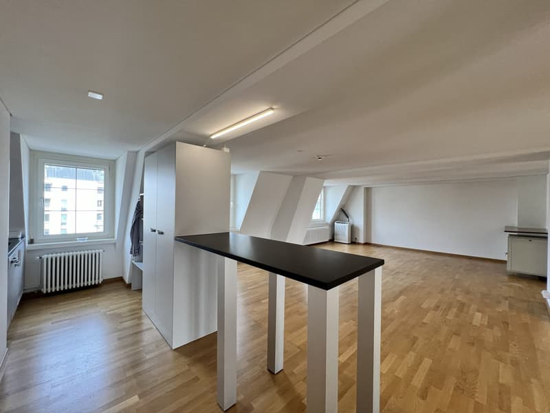 Schönes und bezugsbereites Büro im Seefeld. (2)