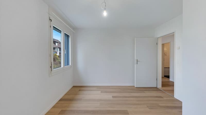 Helles Wohnglück mit sonnigem Südbalkon in Brüttisellen (8)