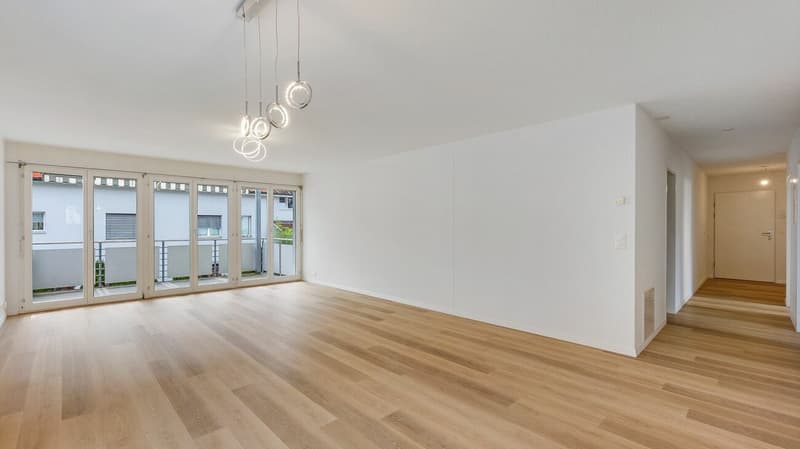 Helles Wohnglück mit sonnigem Südbalkon in Brüttisellen (3)
