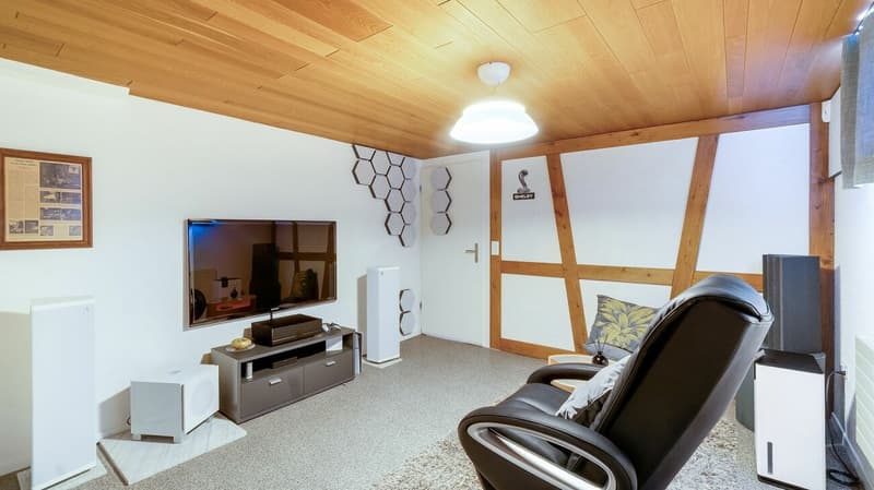 Bijou im Grünen mit sehr hoher Privatsphäre! (13)