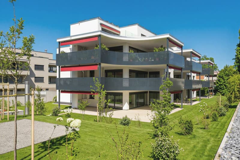 Sonnenpalast über den Dächern von Spreitenbach! (2)