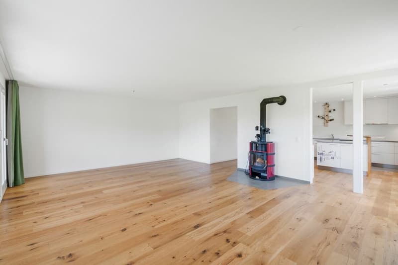 Grosszügige 5.5-Zimmer-Gartenwohnung mit herrlicher Aussicht ins Grüne (5)
