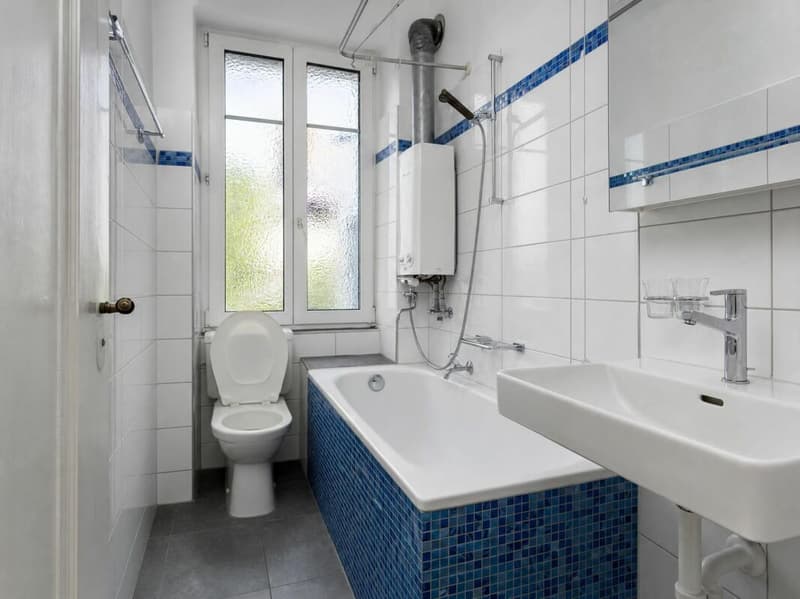 Tolle und sonnige Altbauwohnung mit Charme  - Nähe KSW (10)