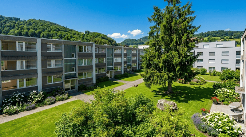Luxuriöse 3.5-Zimmer-Wohnung für Familien in Toplage mit Ausblick, bis 2 Monate gratis (16)