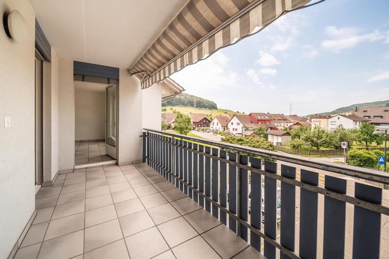 Helle wunderschöne neu renovierte 4.5-Zimmer-Wohnung an zentraler Lage. (37)