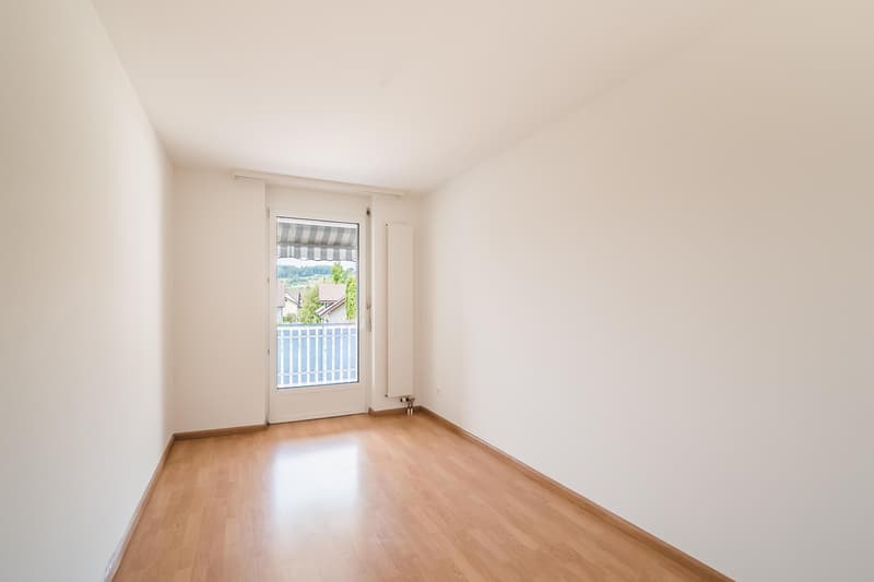 Helle wunderschöne neu renovierte 4.5-Zimmer-Wohnung an zentraler Lage. (24)