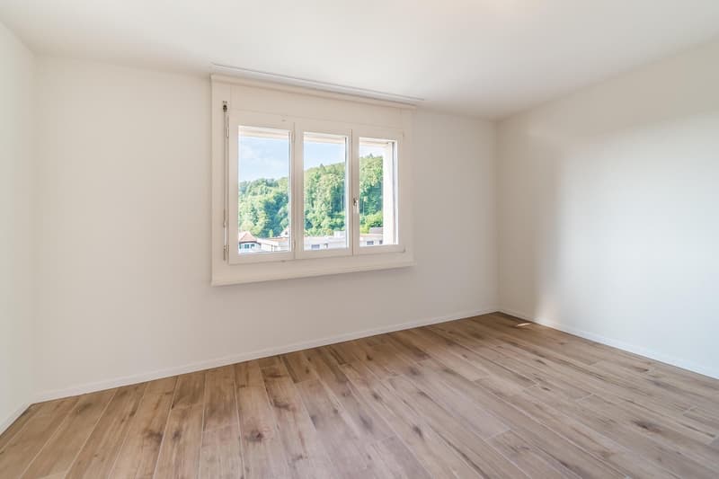 empty room, wooden floor, large window, white walls