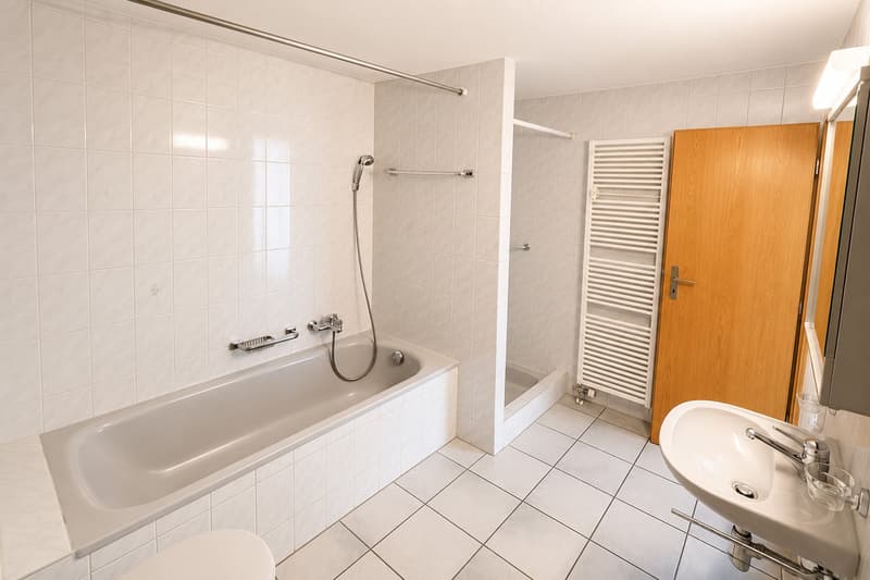 Renovierte 4.5-Zimmer-Wohnung an zentraler Lage in Ormalingen (11)