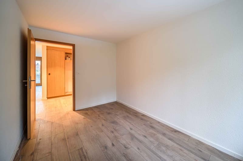 Renovierte 3.5-Zimmer-Wohnung in Oensingen mit Balkon (3)