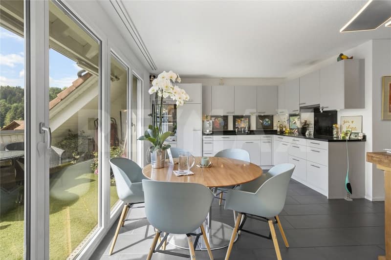 4 ½-Zimmer-Maisonette-Wohnung, hell, modern und mit zwei Balkonen (3)