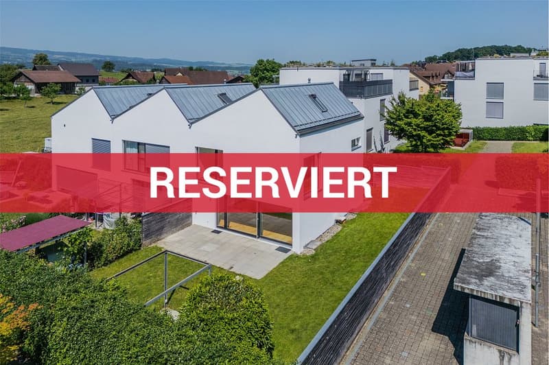 * * * RESERVIERT * * * (1)