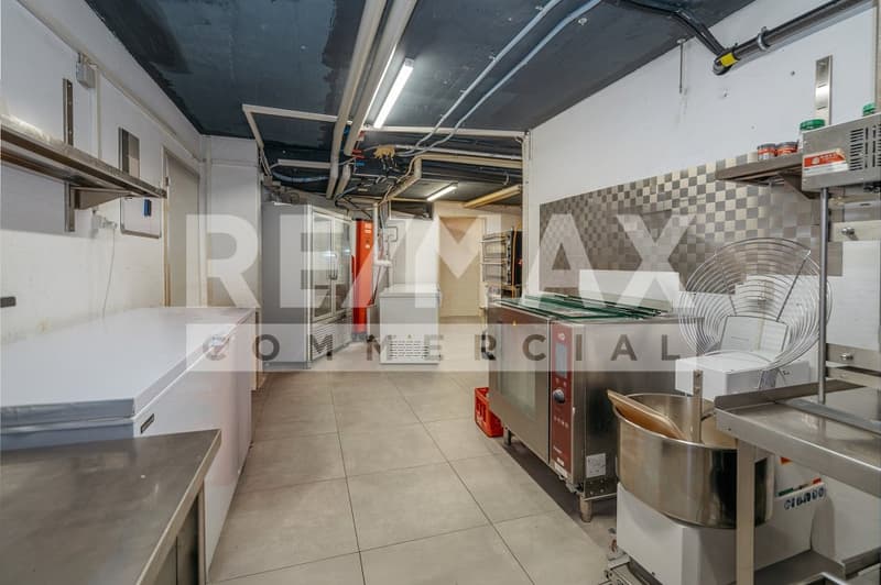 Restaurant Oase mit Aussensitzplätzen direkt am Bach (13)