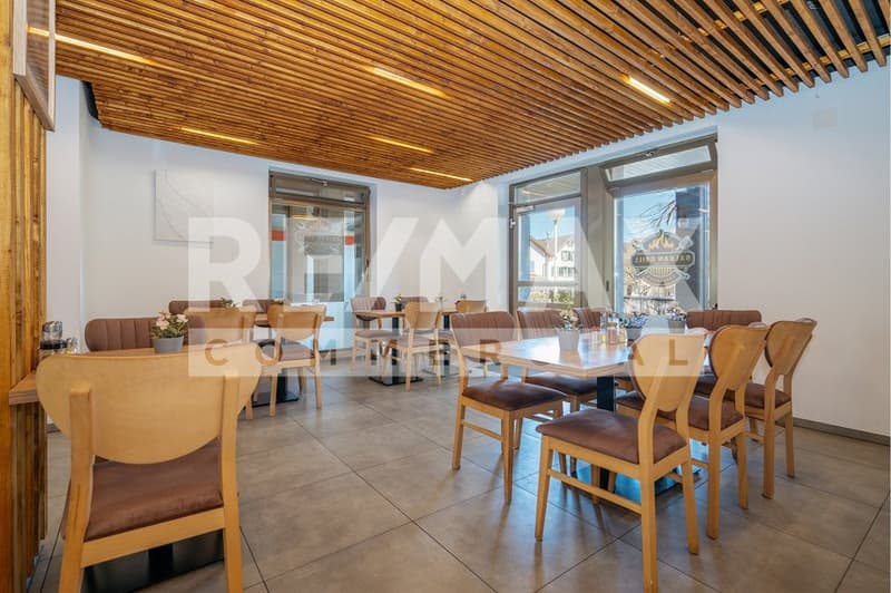 Restaurant Oase mit Aussensitzplätzen direkt am Bach (6)