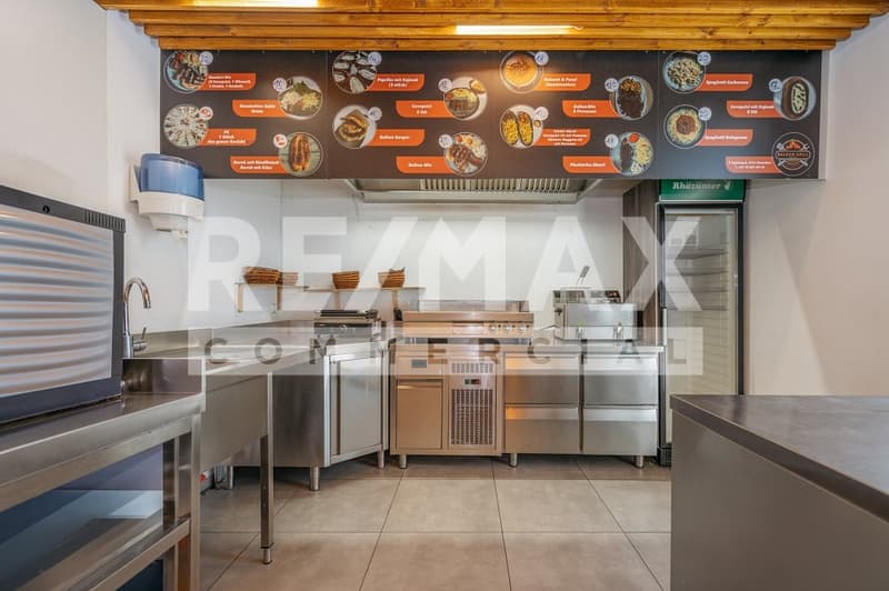 Restaurant Oase mit Aussensitzplätzen direkt am Bach (10)
