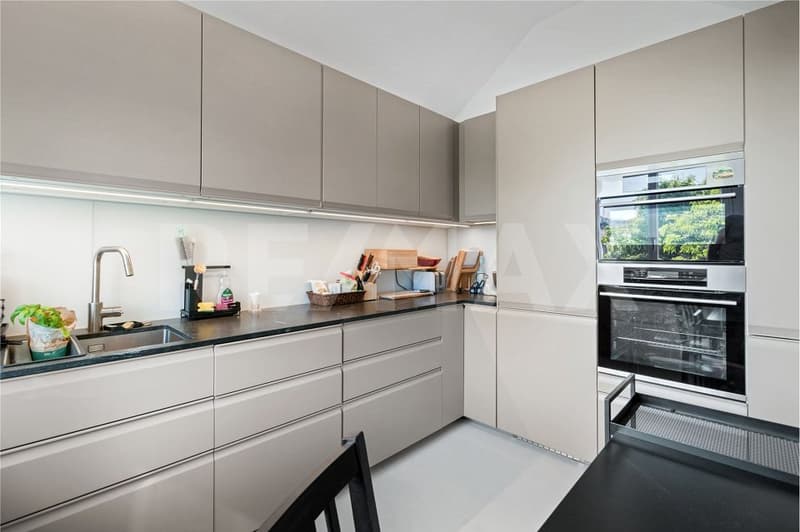 Grosszügige 4½-Zimmer Dachwohnung Licht, Weitsicht und Stil (7)