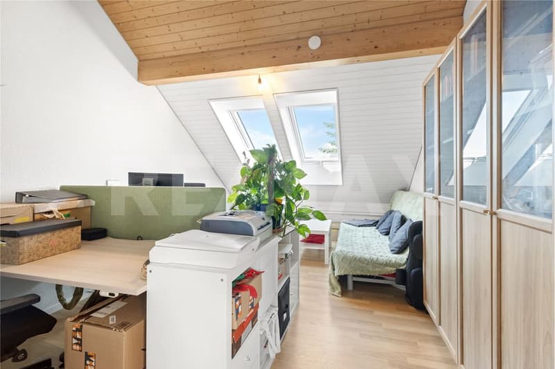 Grosszügige 4½-Zimmer Dachwohnung Licht, Weitsicht und Stil (6)