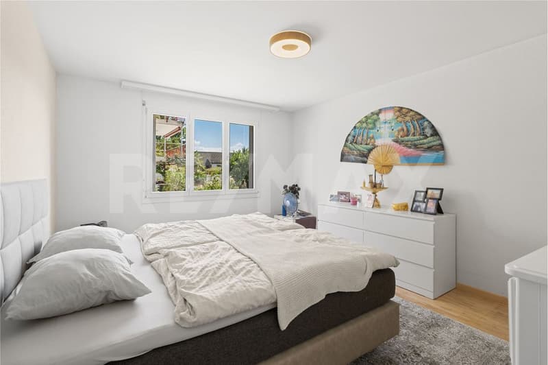 Grosszügige 3½ 4½-Zimmer Wohnung im Erdgeschoss mit Ausbaupotenzial (2)
