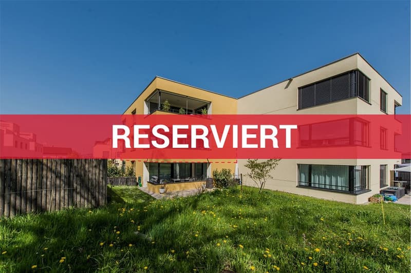 * * * RESERVIERT * * * (1)