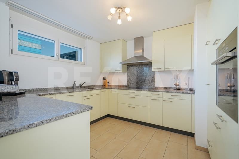 Moderne 4.5-Zimmer-Wohnung in Zürich-Schlieren (8)