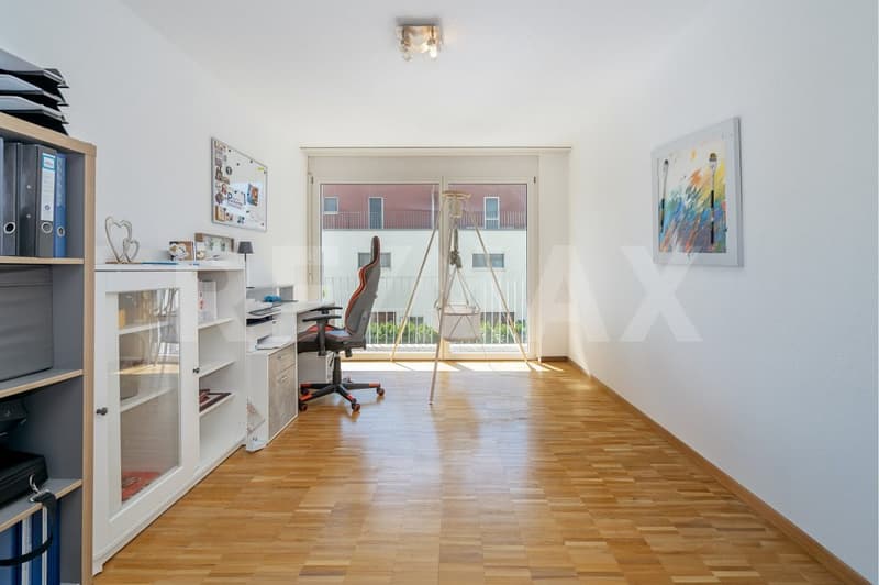 Moderne 4.5-Zimmer-Wohnung in Zürich-Schlieren (4)